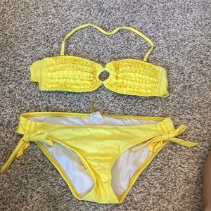 Yellow Gianni Bini 2 Piece Swim Suit - Medium